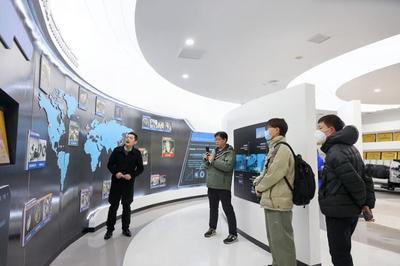 網絡大V、媒體記者共赴&ldquo;冬游乳山 暢品牡蠣&rdquo;觀光體驗之旅